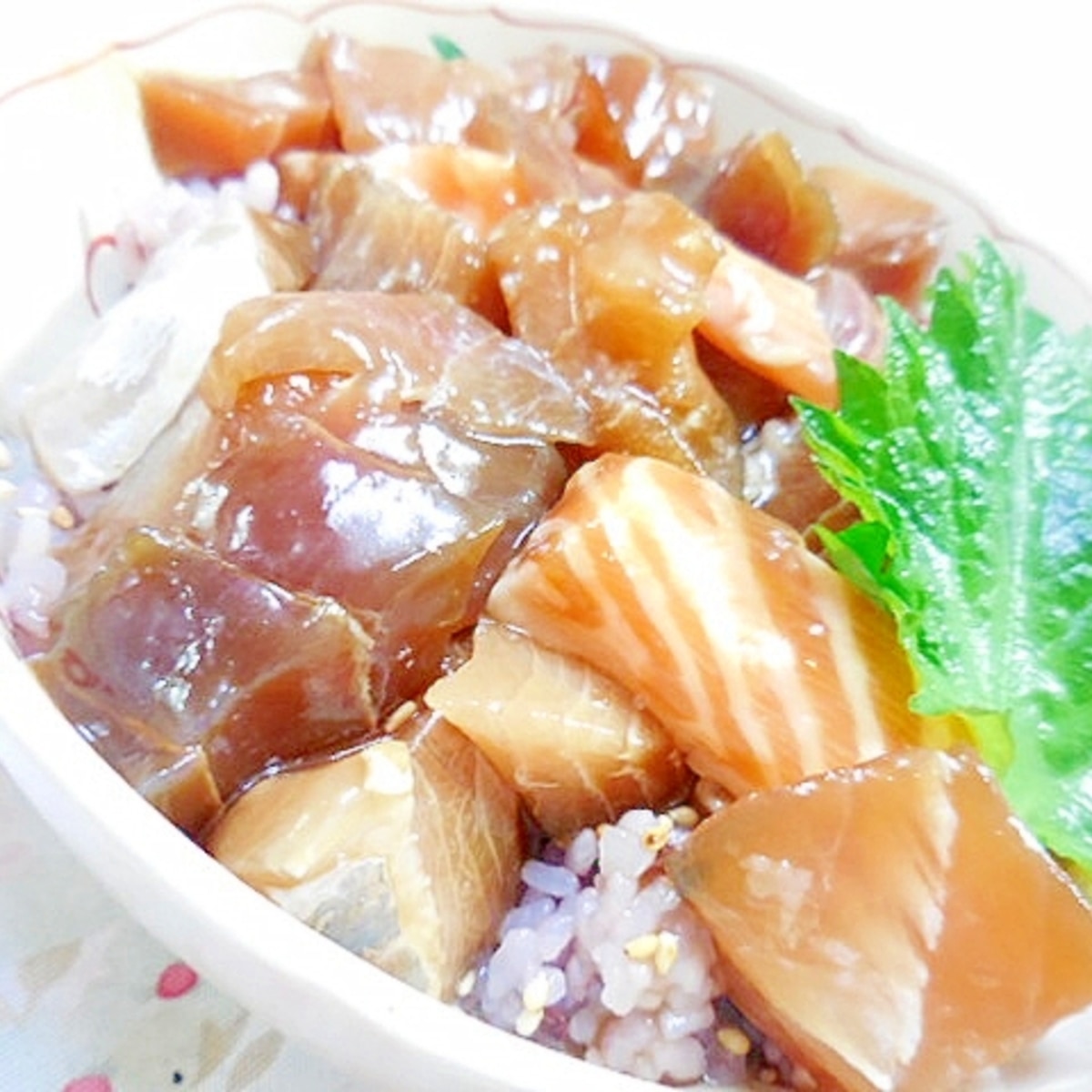 サーモンとブリとまぐろの漬け丼 レシピ 作り方 By 小太郎1212 楽天レシピ サーモンとブリとまぐろの漬け丼 レシピ 作り方 By 小太郎1212 楽天レシピ